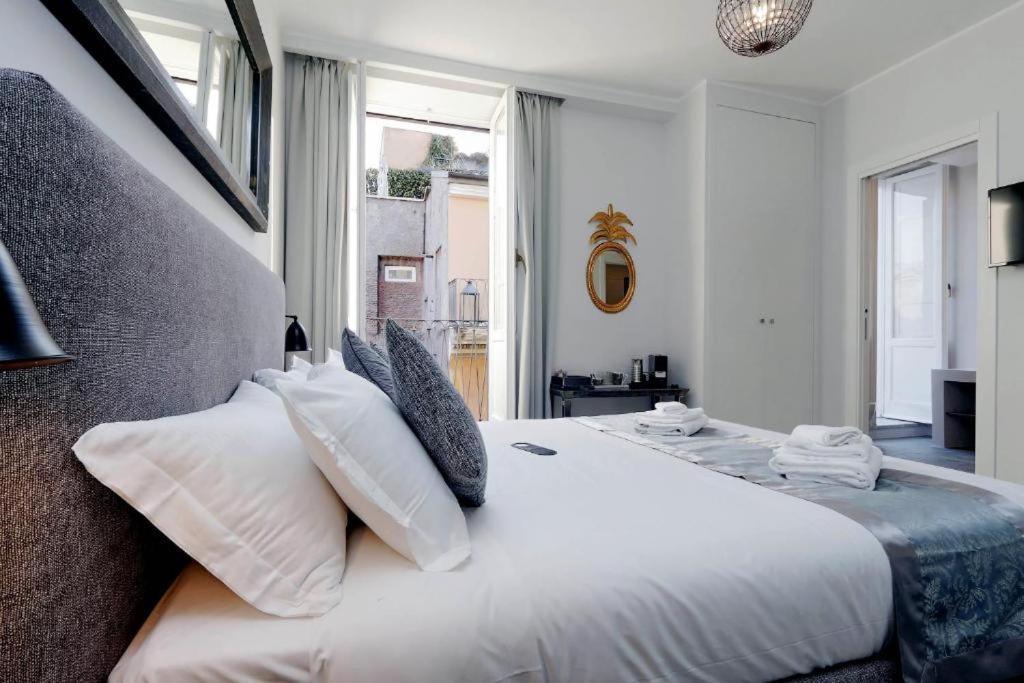Della Croce Rooms Rome Exterior photo